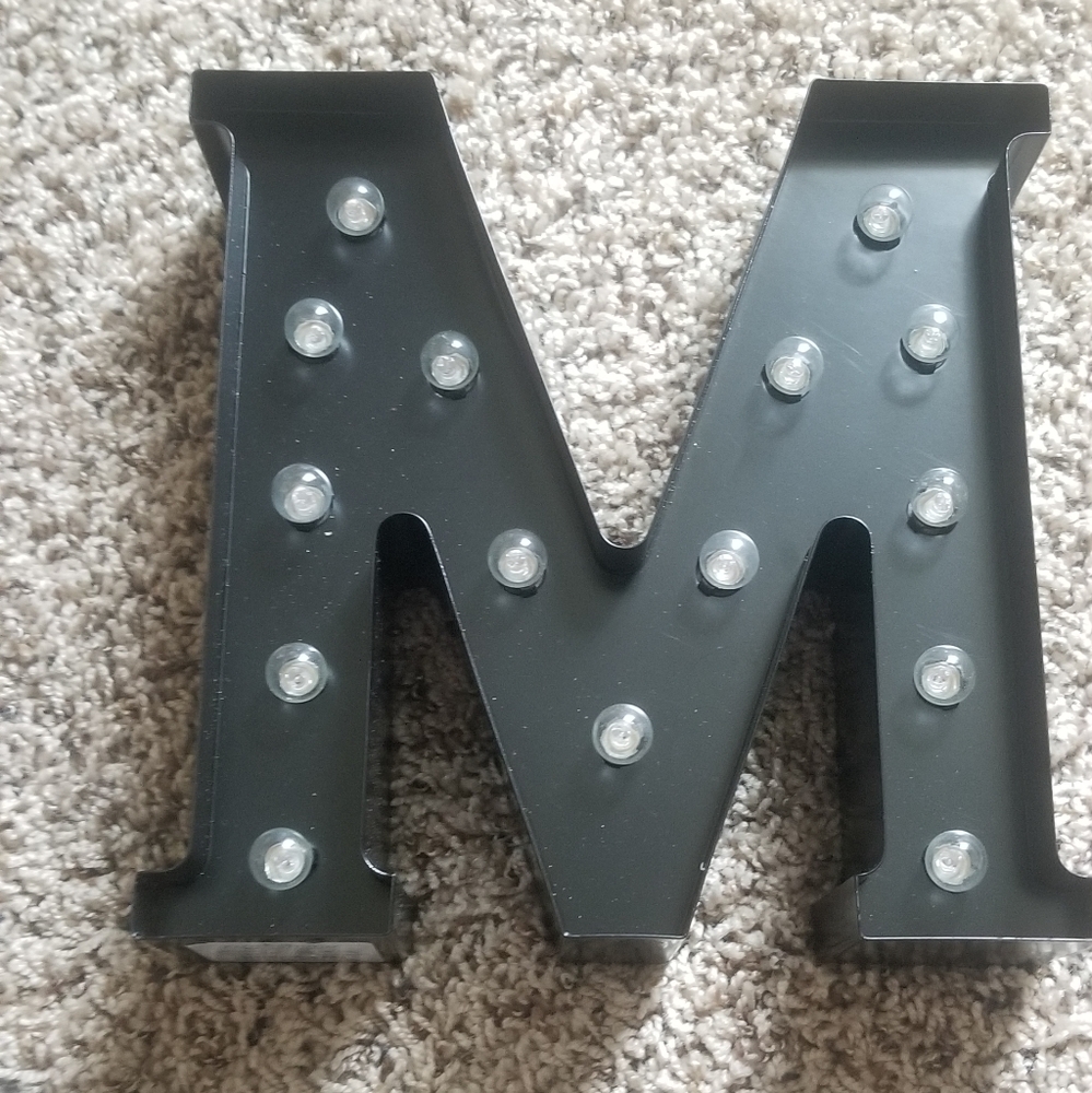 M Light decor